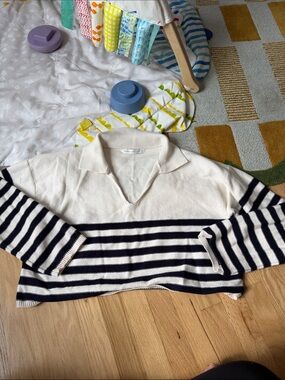 Altar’d State striped blue and ivory cropped sweater size women’s large